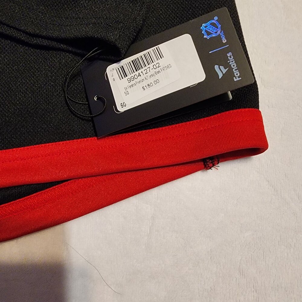 NWT Seattle Kraken Alternate Black Jersey - Picture 2 of 2
